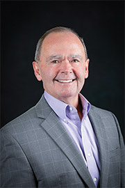 [MISSING IMAGE: ph_anthonybest-4c.jpg]