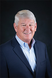 [MISSING IMAGE: ph_phillipgobe-4c.jpg]